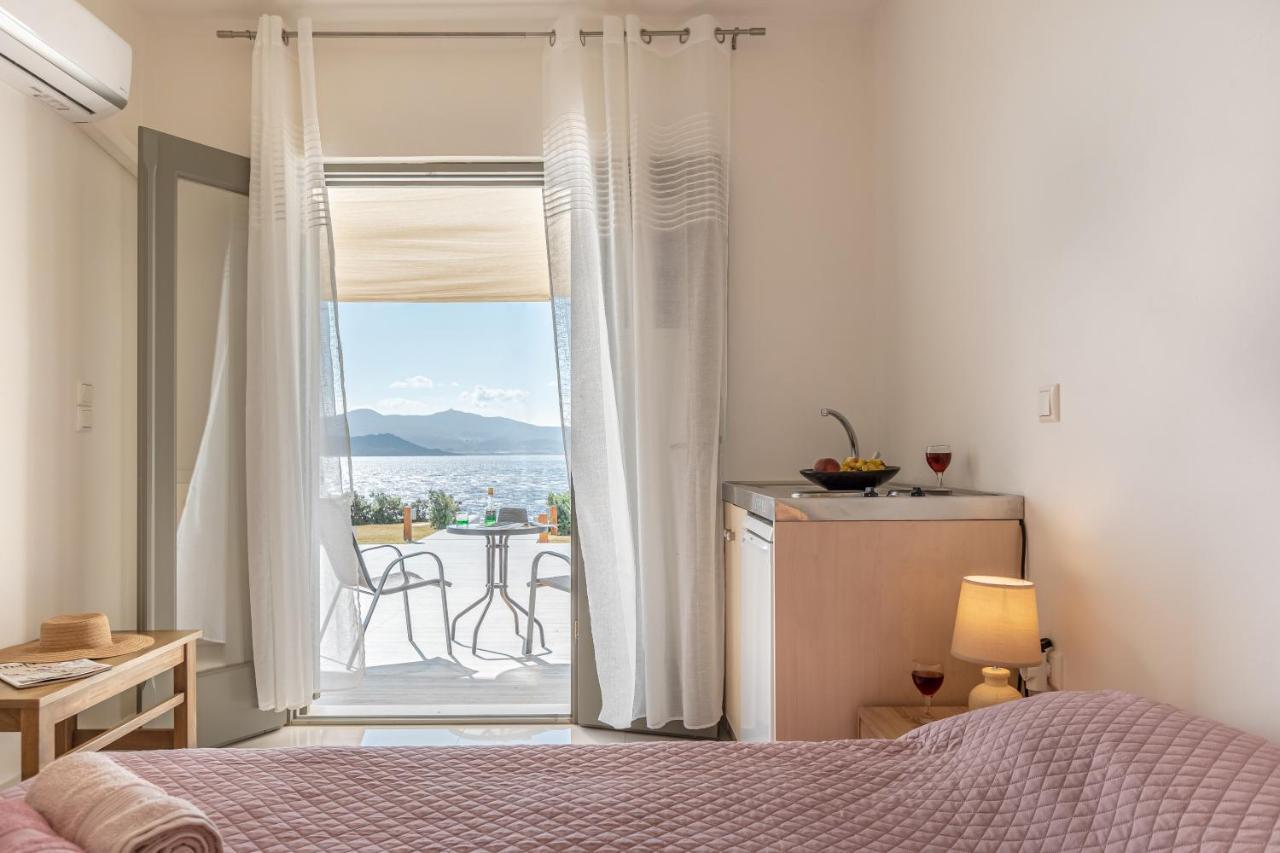Dionysus House And Ariadne Apartment Stelida  Luaran gambar